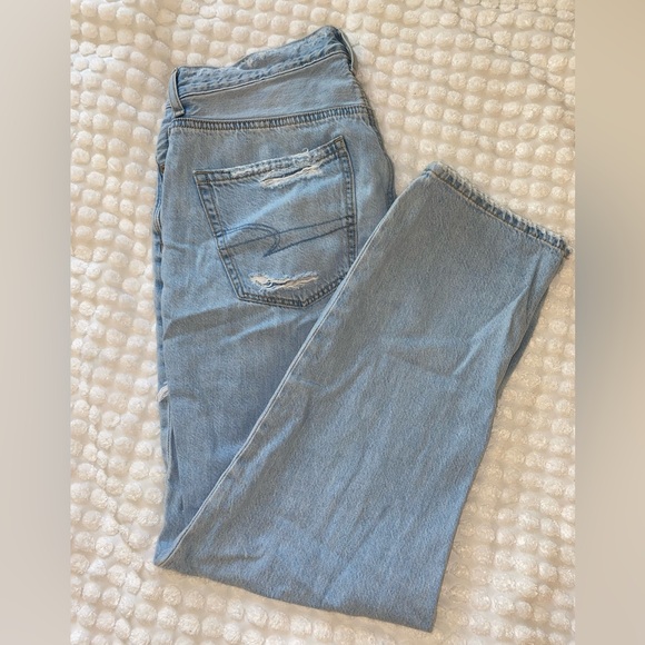 AE Ripped Mom Jeans - Picture 5 of 6